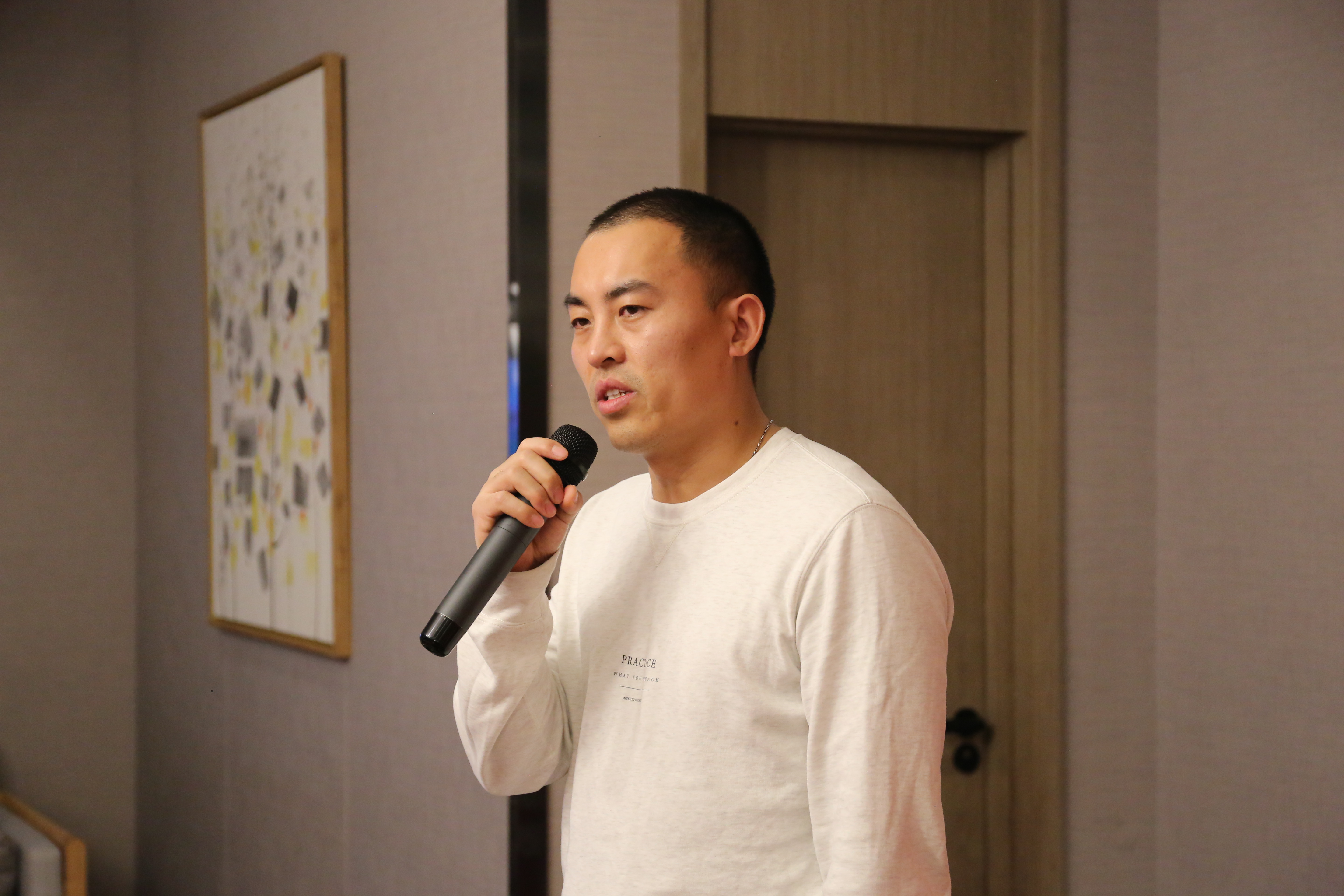 c17f082de5c1f3d7ca534fa18b4e0dc9